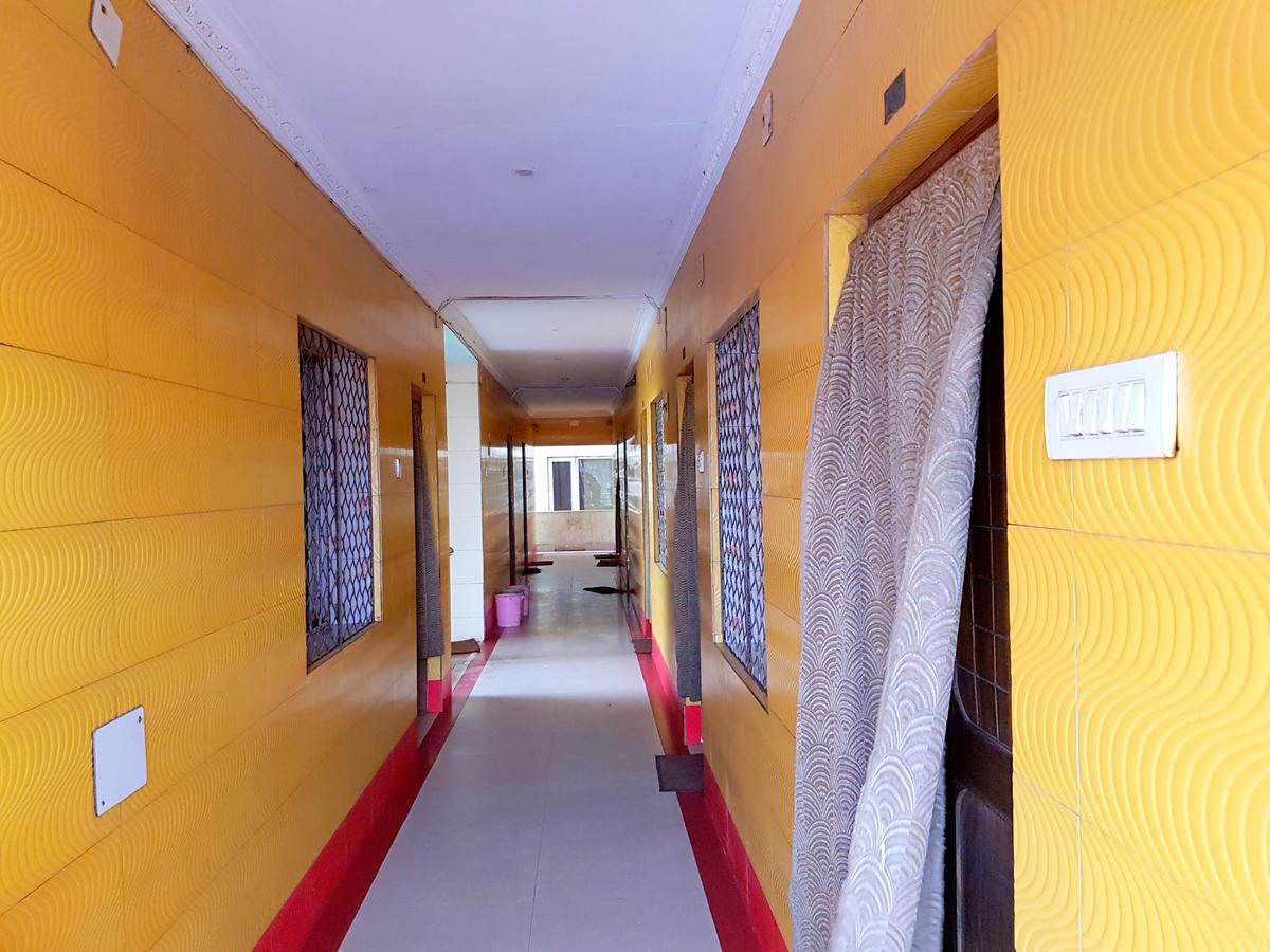 Hotel Swarg 普里 外观 照片